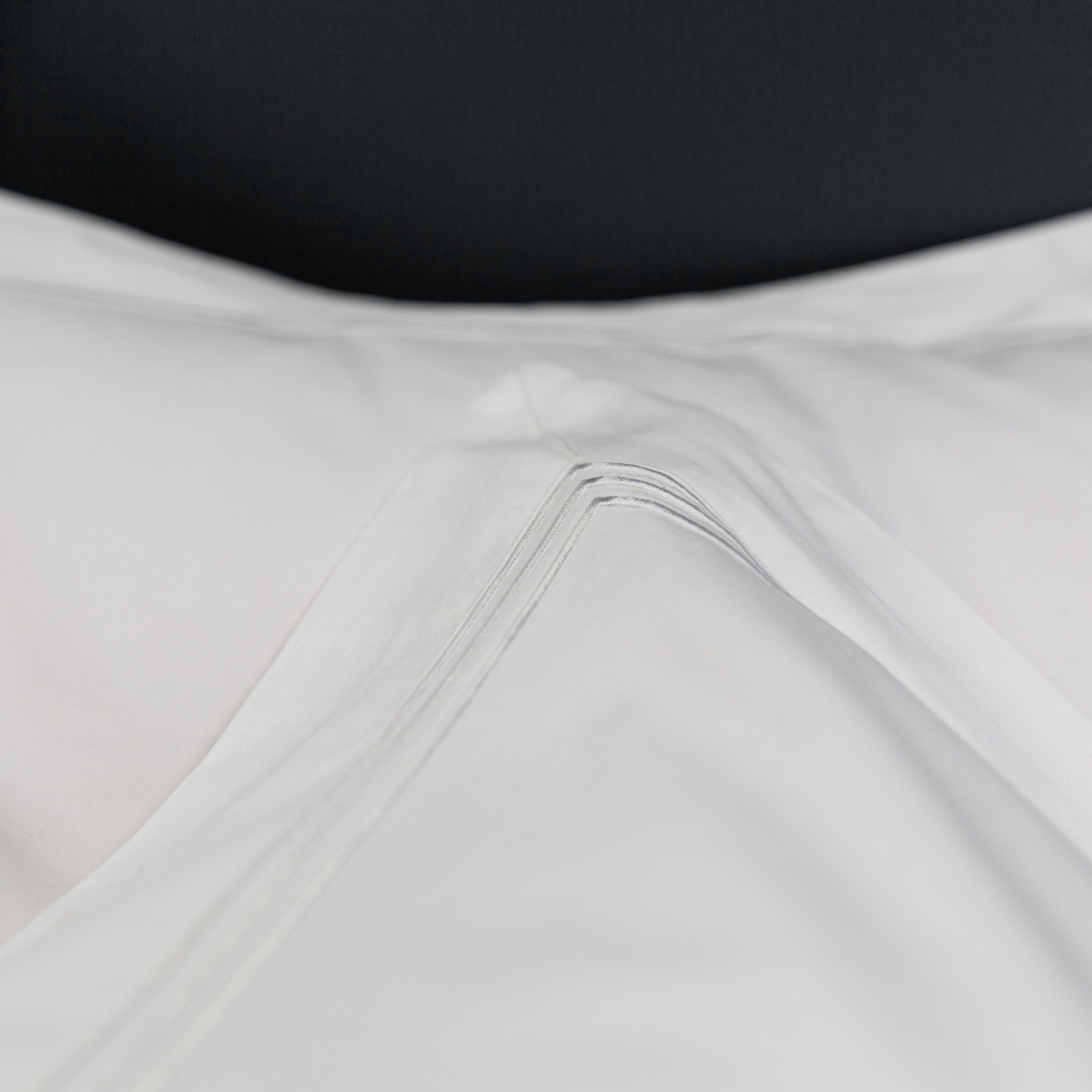 Kissenbezug White 3 Row Cord