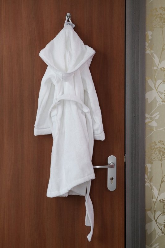 Kinderbademantel Velour Kapuze weiss