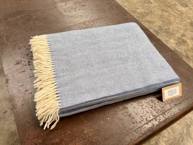 Decke 100 Prozent Merinowolle blau