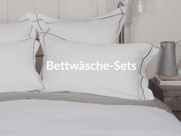 Heller Bettdecken- und Kissenbezug